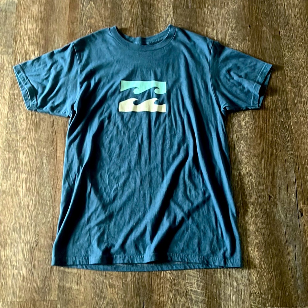 Blue billabong tee size medium